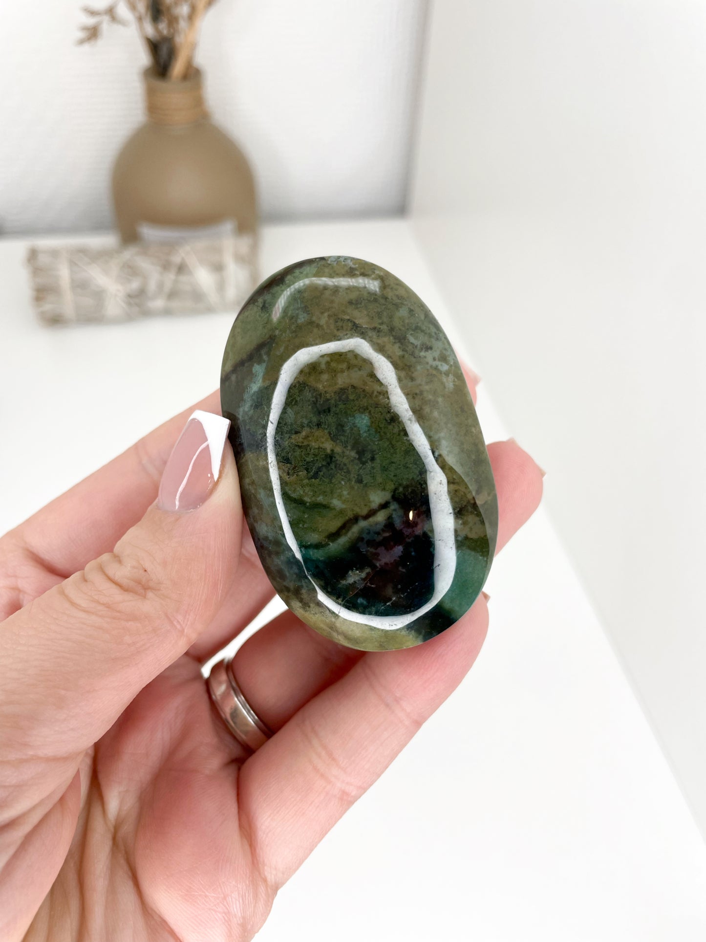 Moss Agate Palm Stones