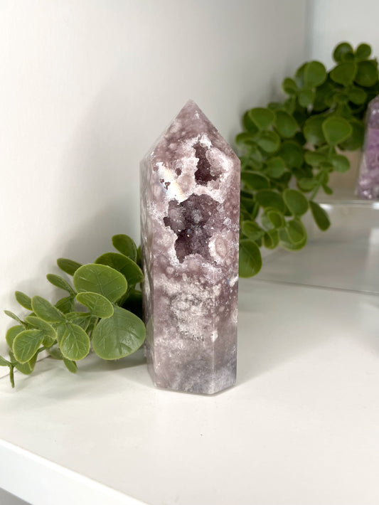 HQ Brazilian Amethyst tower 225g